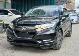 HONDA  – VEZEL (H Z Honda Sensing / 4WD / HYBRID)