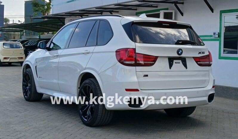 
								BMW – X5 (XDRIVE 35D M-SPORT / 4WD / 7 SEATER) full									