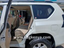
										TOYOTA – LAND CRUISER PRADO (TX / 7 SEATER / 4WD) full									