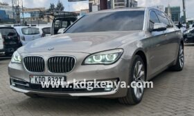 BMW – 730Li  (3.0L)