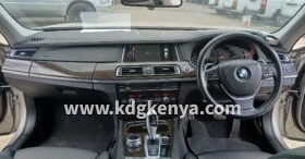 BMW – 730Li  (3.0L)