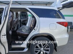 
										TOYOTA – FORTUNER  (2.4L / Σ4 / 7 SEATER) full									