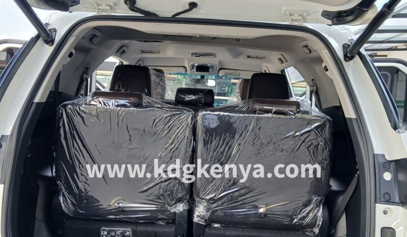 
								TOYOTA – FORTUNER  (2.4L / Σ4 / 7 SEATER) full									
