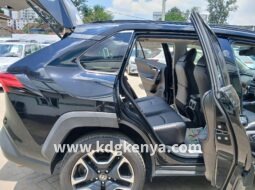 
										TOYOTA – RAV4 (Adventure Package / 4WD) full									