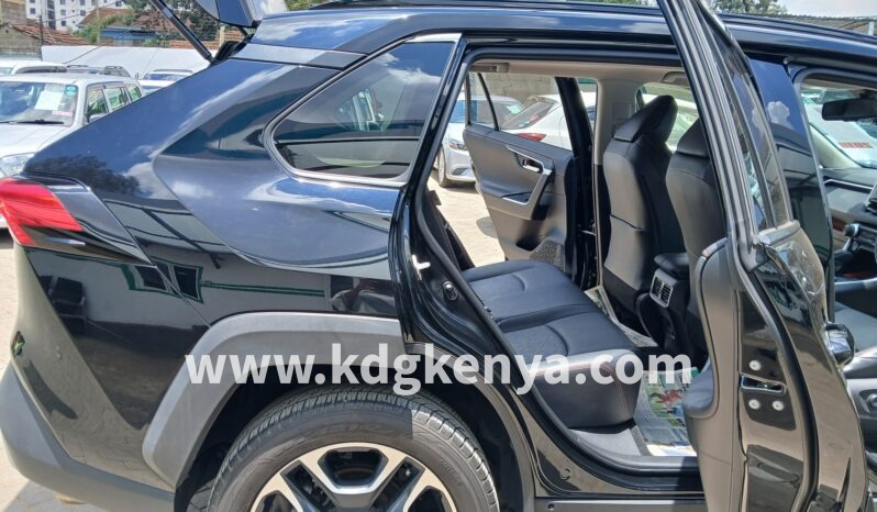 
								TOYOTA – RAV4 (Adventure Package / 4WD) full									
