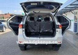 
										TOYOTA – FORTUNER  (2.4L / Σ4 / 7 SEATER) full									