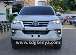TOYOTA – FORTUNER  (2.4L / Σ4 / 7 SEATER)