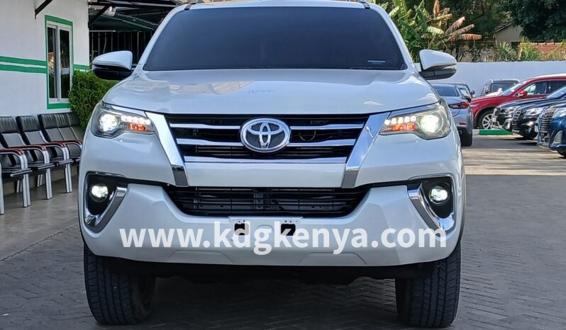 
								TOYOTA – FORTUNER  (2.4L / Σ4 / 7 SEATER) full									