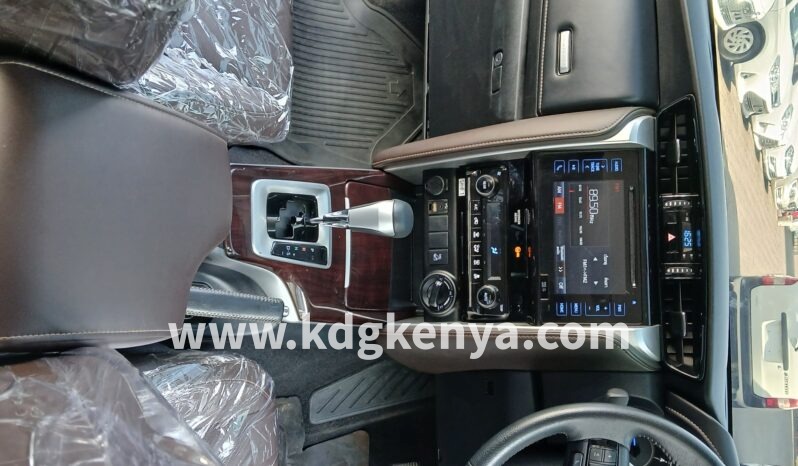 
								TOYOTA – FORTUNER  (2.4L / Σ4 / 7 SEATER) full									