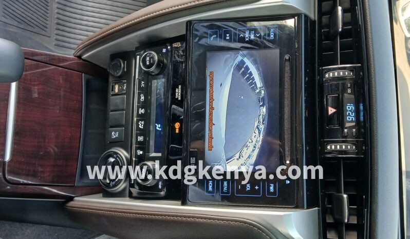 
								TOYOTA – FORTUNER  (2.4L / Σ4 / 7 SEATER) full									