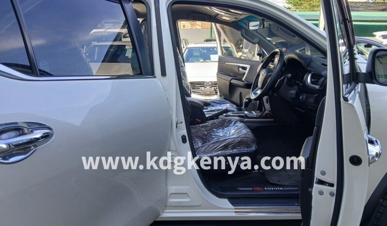 
								TOYOTA – FORTUNER  (2.4L / Σ4 / 7 SEATER) full									