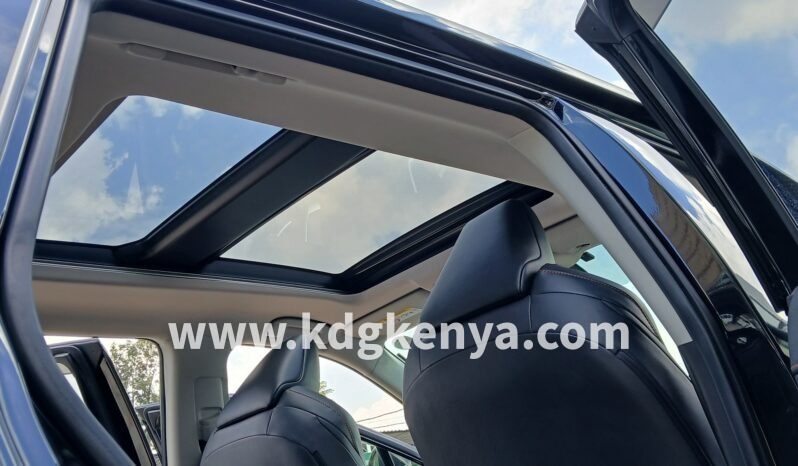 
								TOYOTA – RAV4 (Adventure Package / 4WD) full									