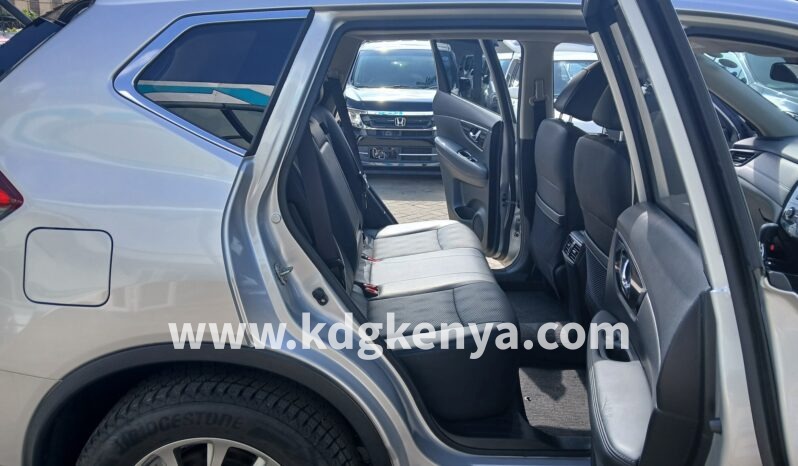 
								NISSAN – X-TRAIL (20S / 4WD) full									