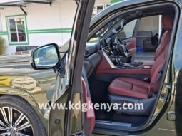 
										LEXUS – LX500d (LUXURY / 4WD / Enhancement Package) full									