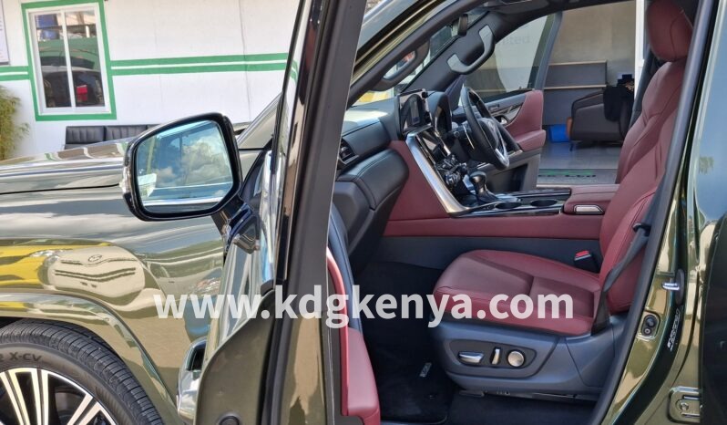 
								LEXUS – LX500d (LUXURY / 4WD / Enhancement Package) full									