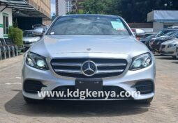 MERCEDES BENZ – E250 (Avantgarde Sports 4D)