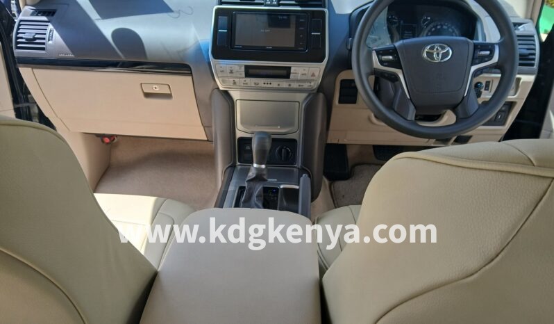 
								TOYOTA – LAND CRUISER PRADO (TX / 4WD / 5 SEATER) full									