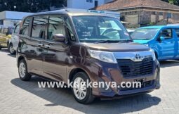 TOYOTA – ROOMY (X S)