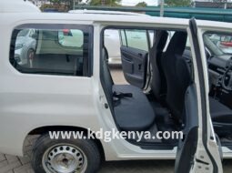 
										TOYOTA – SUCCEED VAN (UL 4WD) full									