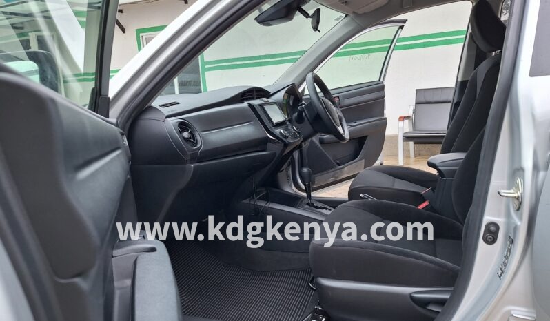 
								TOYOTA – COROLLA AXIO (1.5L / HYBRID) full									
