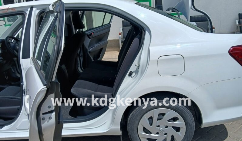 
								TOYOTA – COROLLA AXIO (1.5L Hybrid) full									