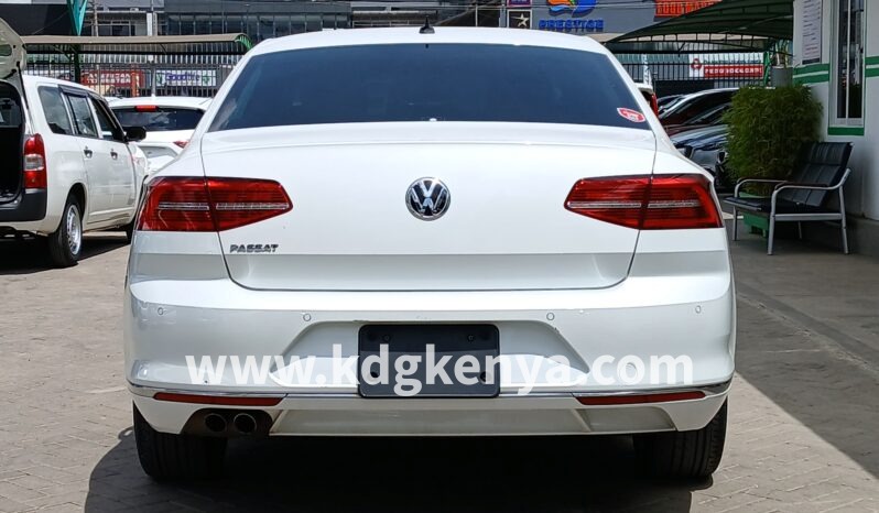 
								VOLKSWAGEN – PASSAT (TDI HIGHLINE) full									