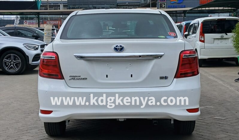 
								TOYOTA – COROLLA AXIO (1.5L – Hybrid) full									