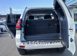 
										TOYOTA – LAND CRUISER PRADO (TX / 4WD / 7 SEATER) full									