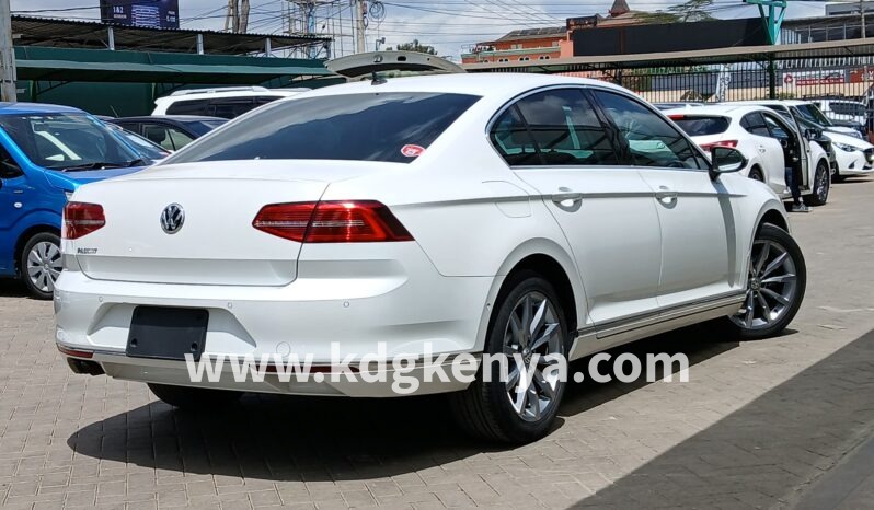 
								VOLKSWAGEN – PASSAT (TDI HIGHLINE) full									