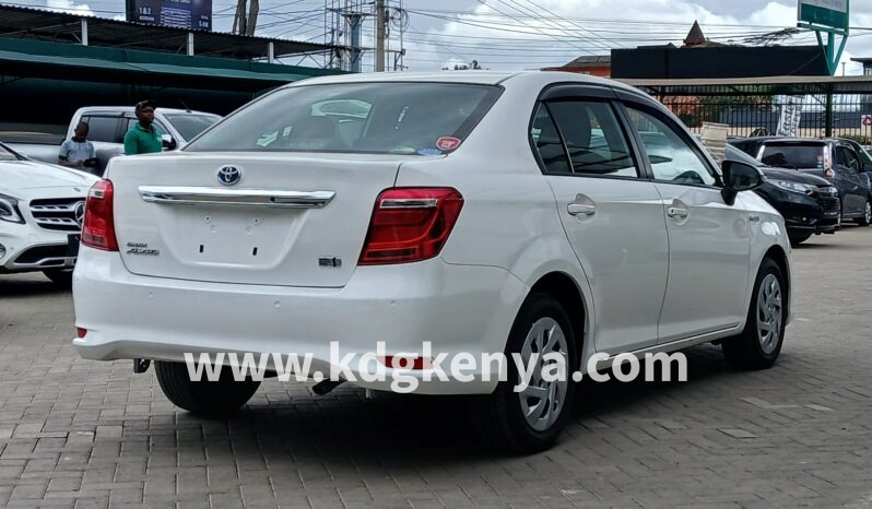 
								TOYOTA – COROLLA AXIO (1.5L – Hybrid) full									