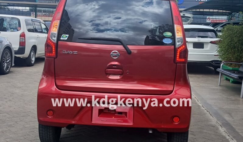 
								NISSAN – DAYZ (4WD X) full									