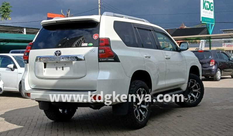 
								TOYOTA – LAND CRUISER PRADO (TX / 4WD / 7 SEATER) full									