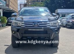 TOYOTA – HILUX (Z / 4WD / EX JAPAN)
