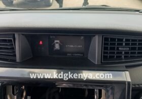 TOYOTA – ROOMY (G-T)