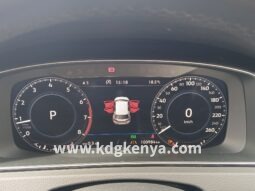 VOLKSWAGEN – GOLF (TSI HighLine Tech Edition)