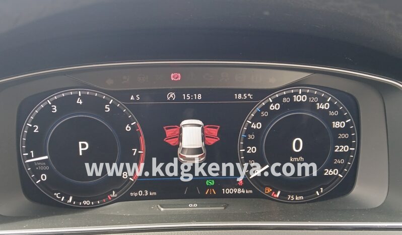 
								VOLKSWAGEN – GOLF (TSI HighLine Tech Edition) full									