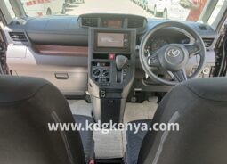 TOYOTA – ROOMY (X S)