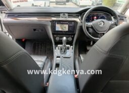 VOLKSWAGEN – PASSAT (TDI HIGHLINE)