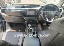 TOYOTA – HILUX (Z / 4WD / EX JAPAN)