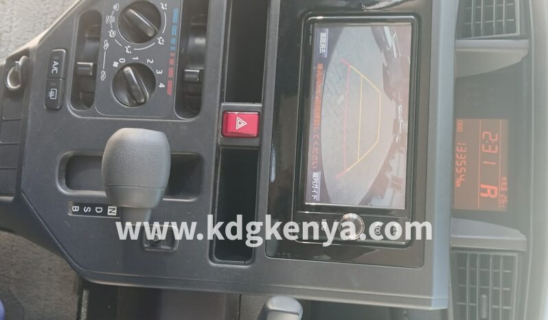 
								TOYOTA – ROOMY (X S) full									