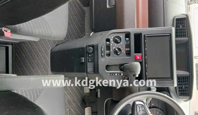 
								TOYOTA – TANK (XS) full									