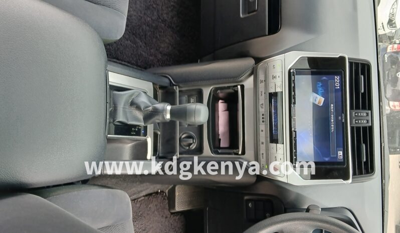 
								TOYOTA – LAND CRUISER PRADO (TX / 4WD / 7 SEATER) full									