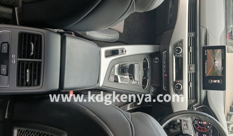 
								TOYOTA – COROLLA AXIO (Hybrid G) full									