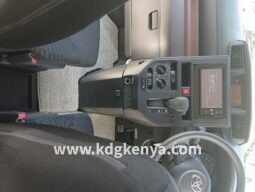 
										TOYOTA – ROOMY (X S) full									