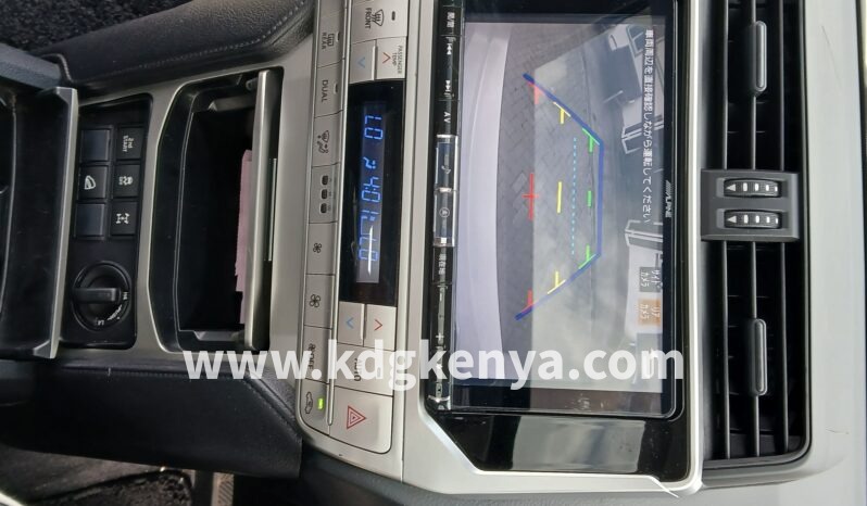 
								TOYOTA – LAND CRUISER PRADO (TX / 4WD / 7 SEATER) full									