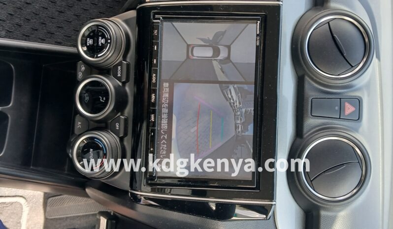 
								SUZUKI – SWIFT (XL) full									