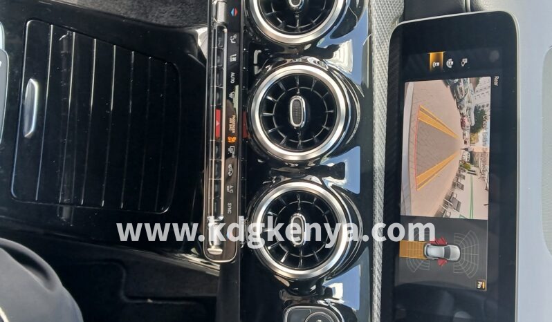 
								MERCEDES-BENZ – A180 (Style) full									