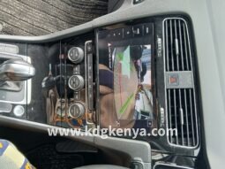 
										VOLKSWAGEN – GOLF (TSI HighLine Tech Edition) full									