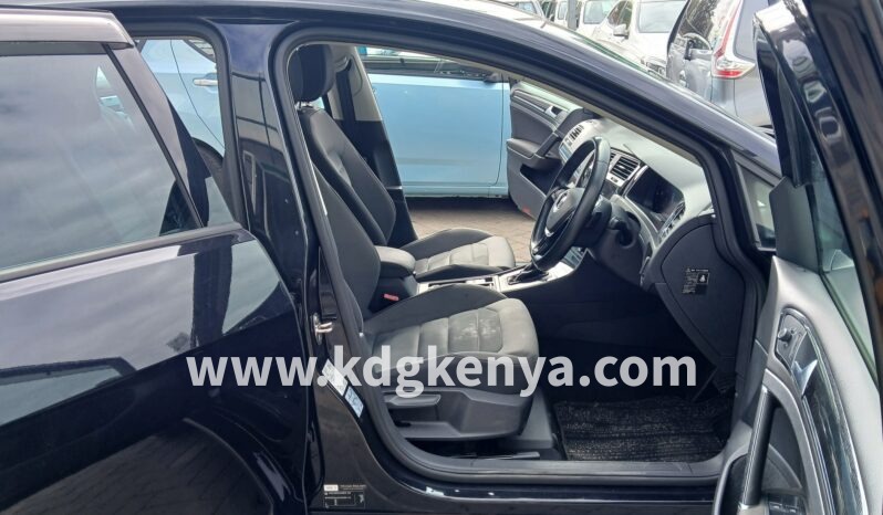 
								VOLKSWAGEN – GOLF (TSI HighLine Tech Edition) full									