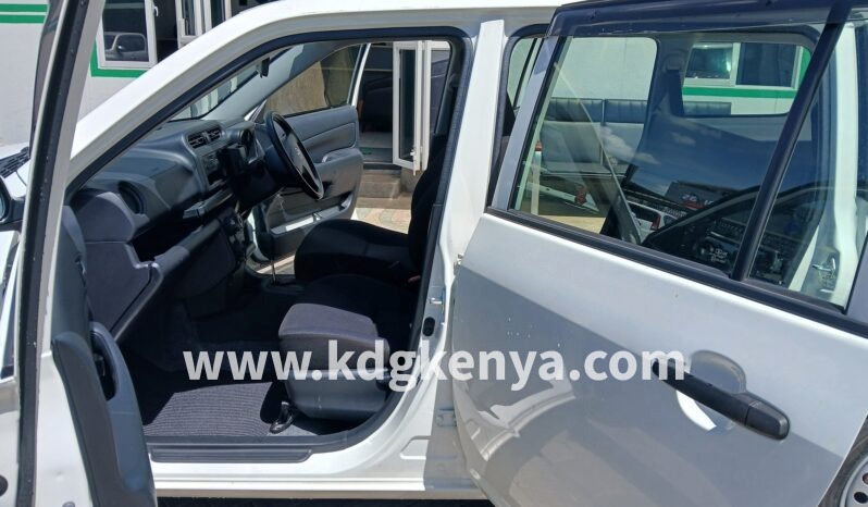 
								MAZDA – FAMILIA full									